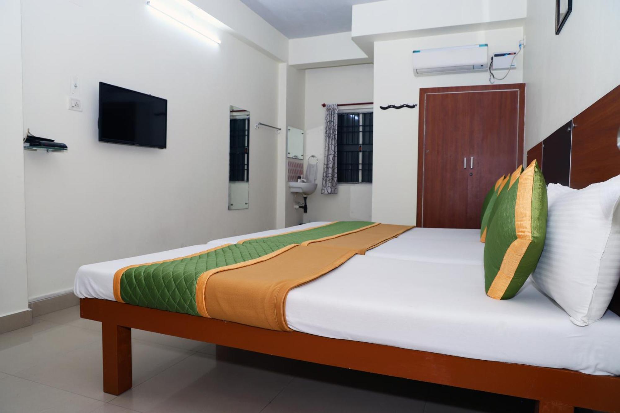 Royal Green Airport Transit Accommodation Madras Buitenkant foto