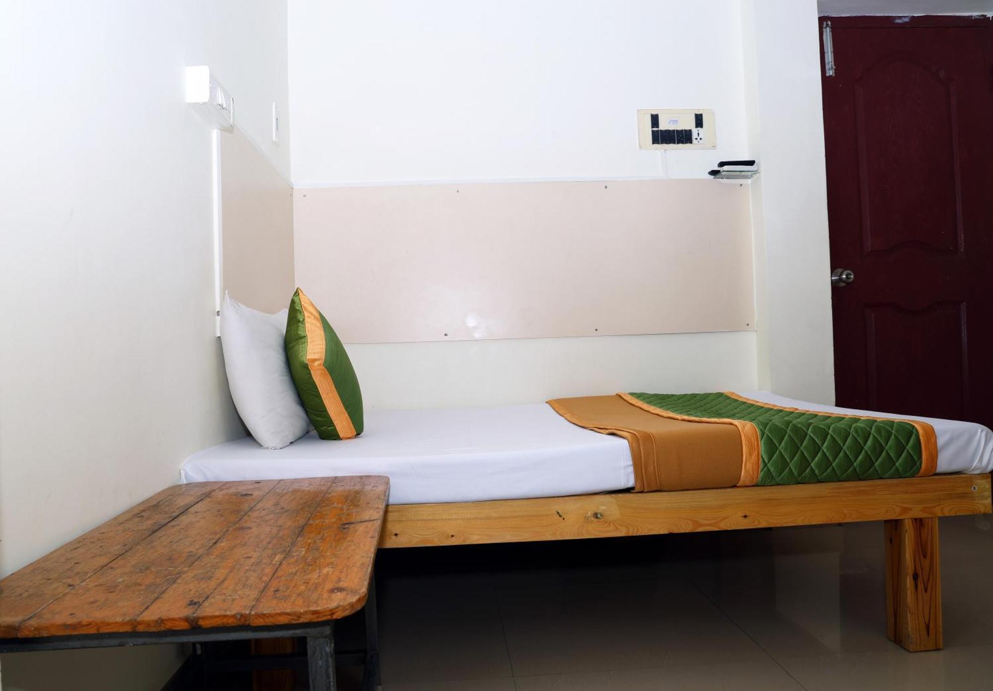 Royal Green Airport Transit Accommodation Madras Buitenkant foto