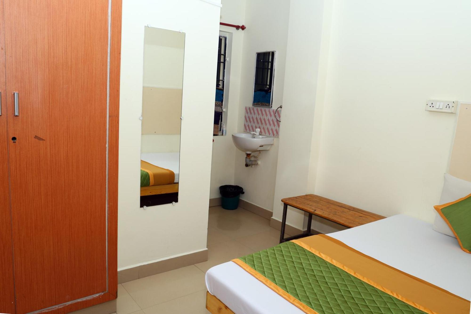 Royal Green Airport Transit Accommodation Madras Buitenkant foto