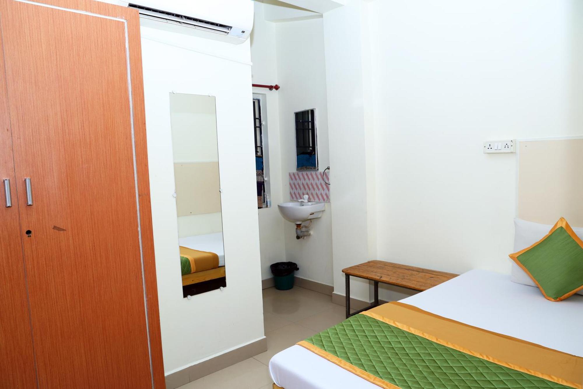 Royal Green Airport Transit Accommodation Madras Buitenkant foto